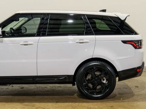 Used 2019 Land Rover Range Rover Sport HSE image 38