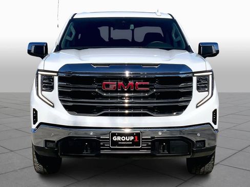 Used 2024 GMC Sierra 1500 SLT image 3