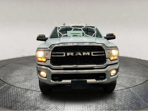 Used 2022 RAM 3500 Tradesman w/ Chrome Appearance Group image 3