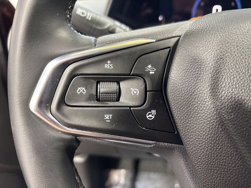 Used 2024 Chevrolet Trax LT w/ Driver Confidence Package FWD image 13