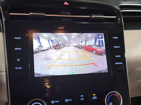 Used 2023 Hyundai Tucson SEL AWD/4WD image 16