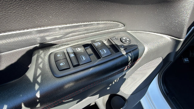 Used 2025 Dodge Durango GT AWD/4WD image 20