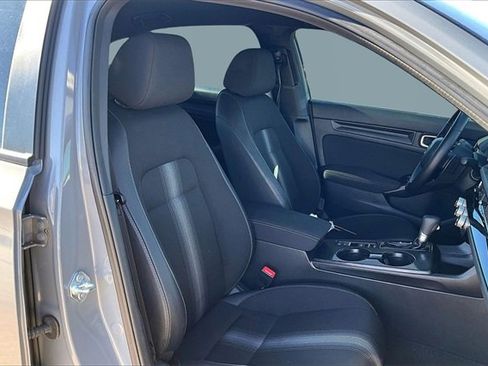 Used 2025 Honda Civic Sport image 7