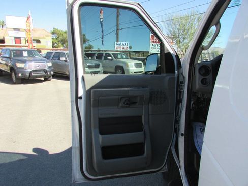 Used 2012 Ford E-250 and Econoline 250 w/ PWR Group image 48