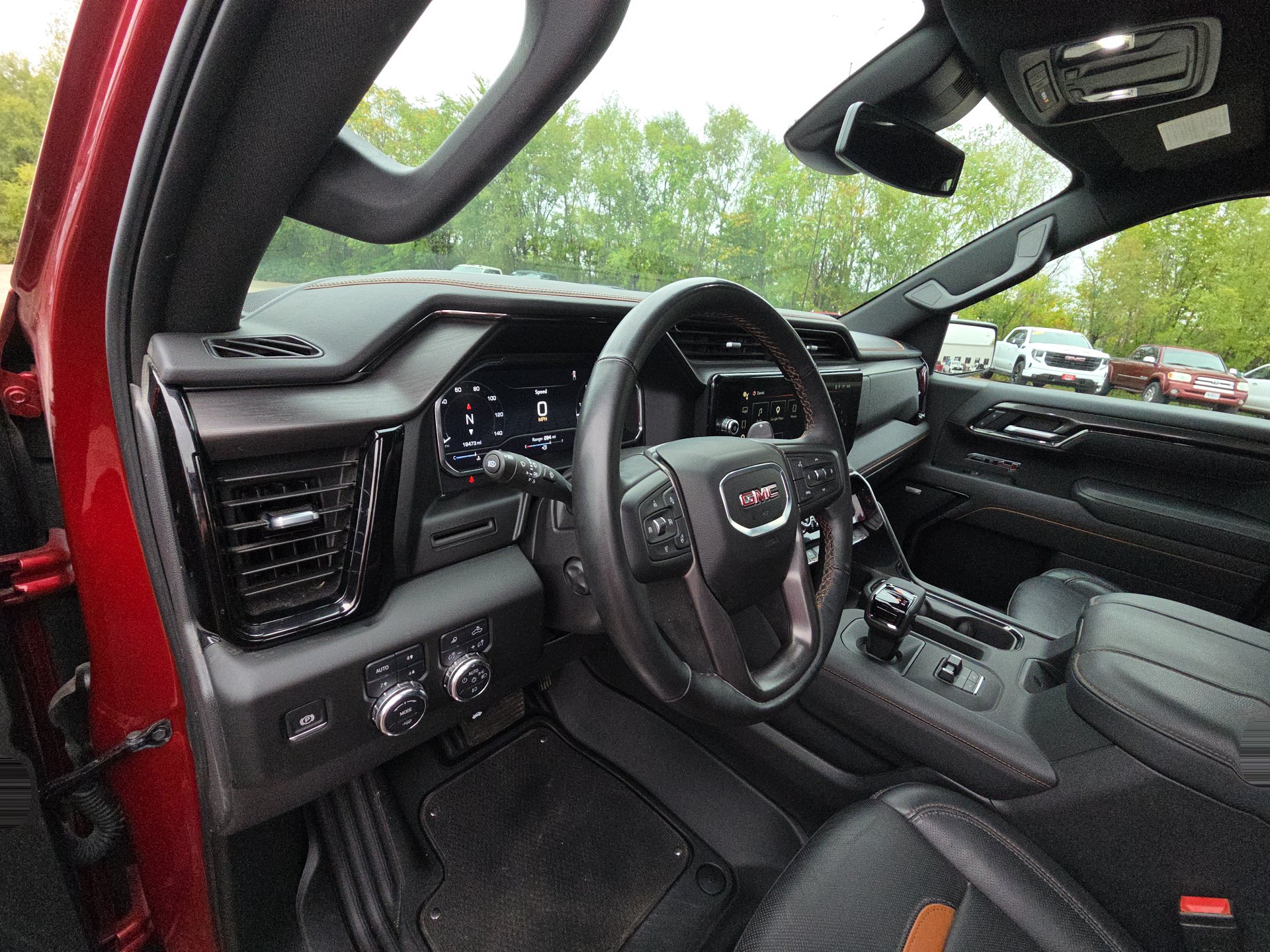 Used 2025 GMC Sierra 1500 AT4 AWD/4WD image 16