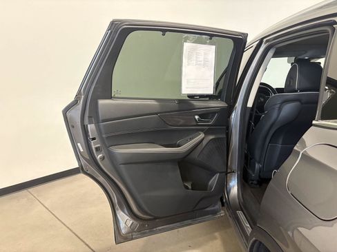 Used 2024 Acura MDX w/ Advance Package AWD/4WD image 32