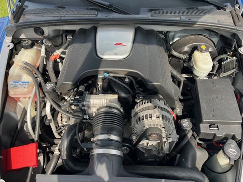 Used 2004 Chevrolet SSR w/ Preferred Equipment Group image 15