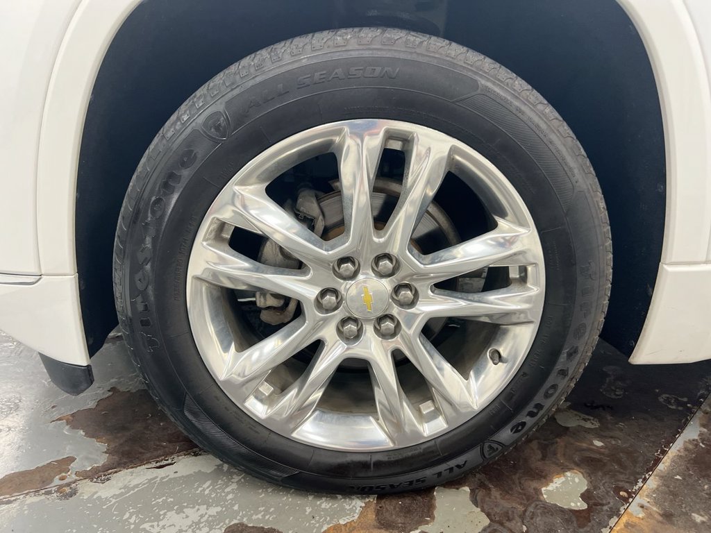 Used 2018 Chevrolet Traverse High Country AWD/4WD image 28