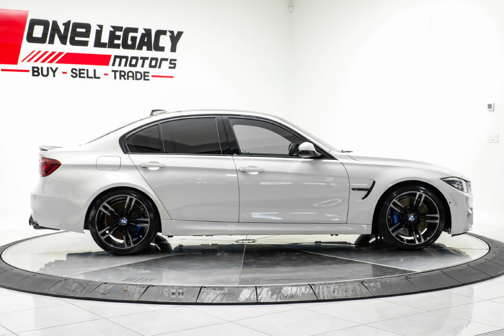 Used 2018 BMW M3 RWD image 8