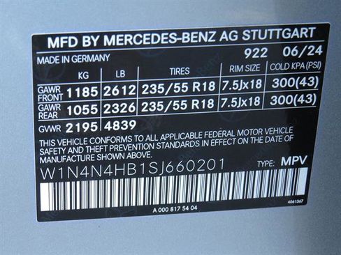 Used 2025 Mercedes-Benz GLA 250 4MATIC image 8