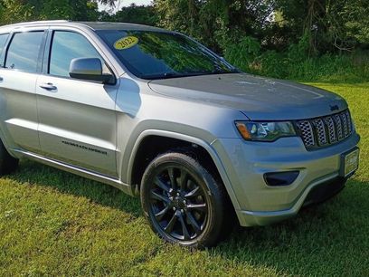 Used 2021 Jeep Grand Cherokee Laredo X