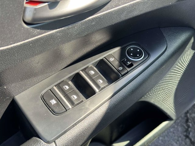 Used 2020 Kia Forte LXS FWD image 19