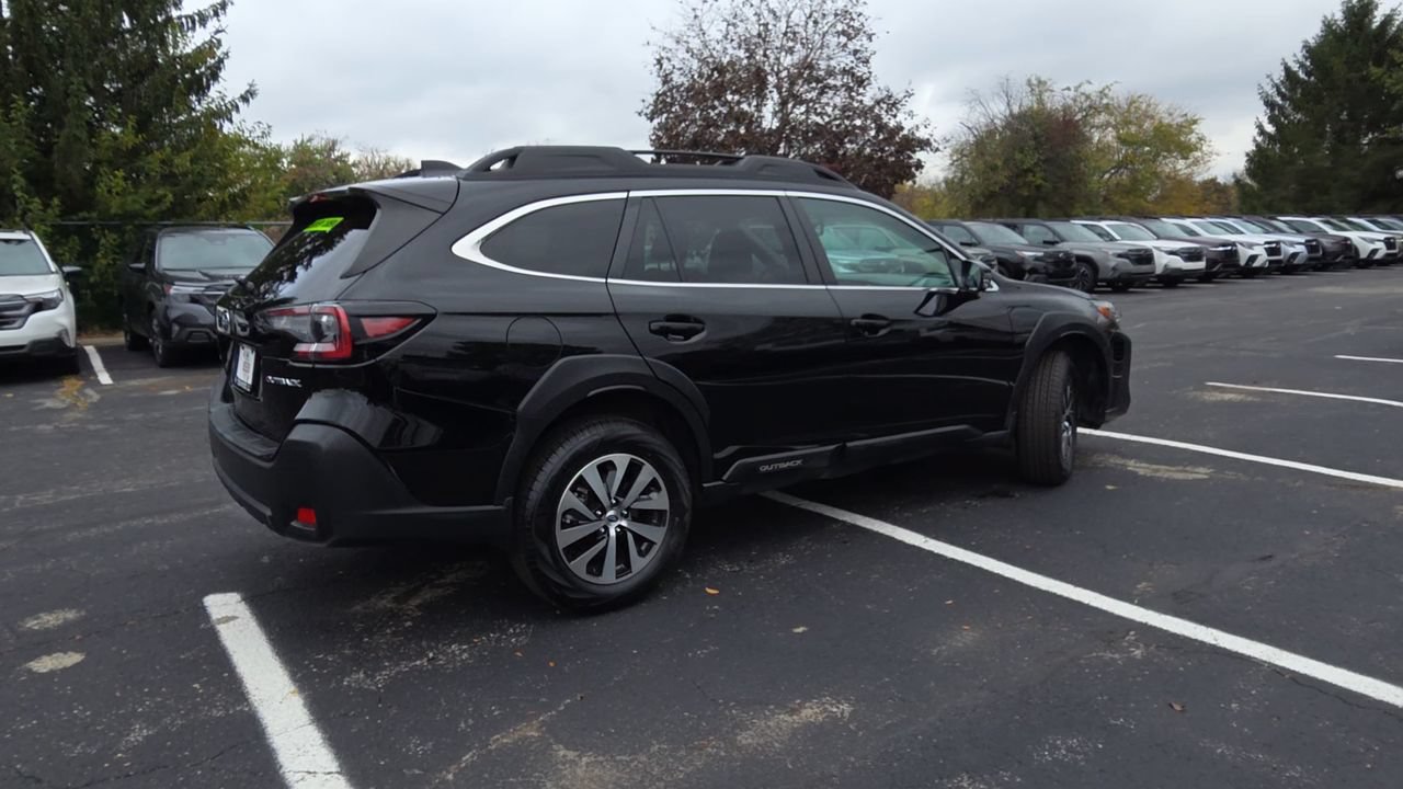 Certified 2025 Subaru Outback Premium w/ Popular Package #1A AWD/4WD image 8
