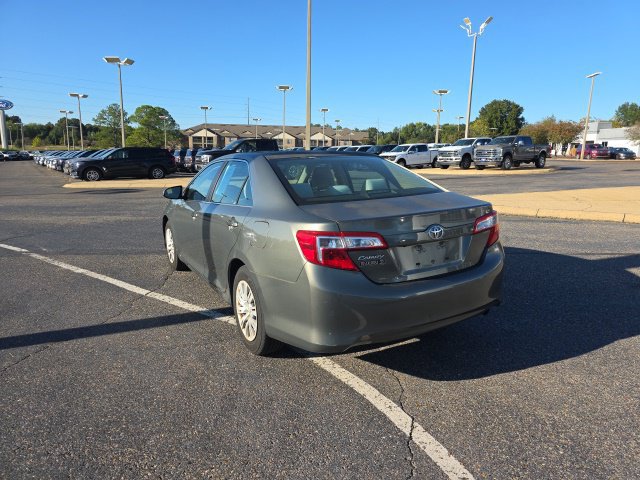 Used 2014 Toyota Camry FWD image 5
