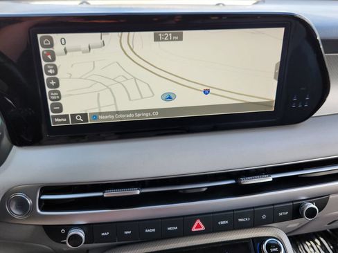 Used 2025 Hyundai Palisade SEL AWD/4WD image 8