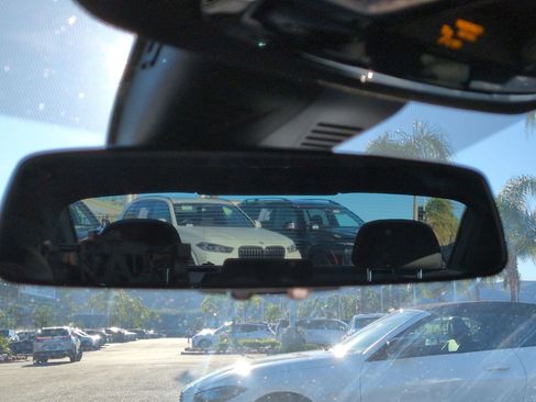 Used 2020 BMW 330i Sedan w/ Convenience Package image 26