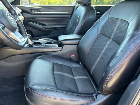 Used 2023 Nissan Altima 2.5 SR image 19