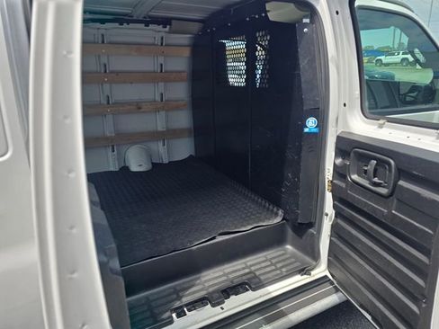 Used 2024 GMC Savana 2500 w/ Driver Convenience Package RWD image 31