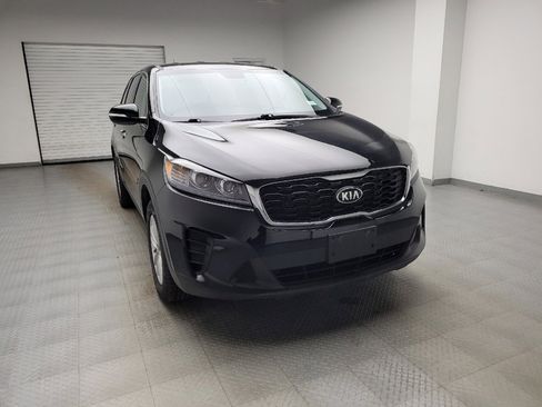 Used 2019 Kia Sorento AWD image 14