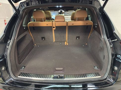 Used 2016 Porsche Cayenne GTS image 31