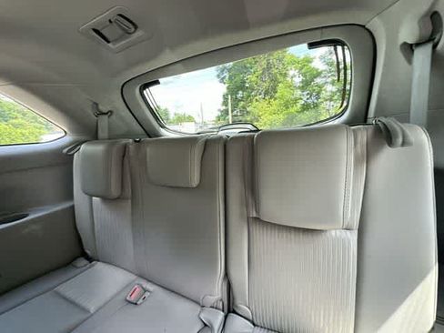 Used 2016 Toyota Highlander Plus AWD/4WD image 21