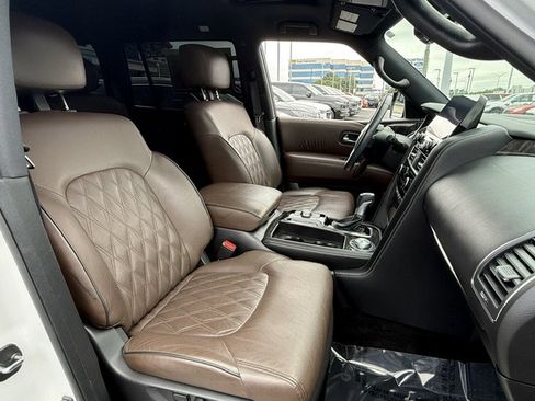 Used 2023 Nissan Armada Platinum w/ Captain's Chairs Package AWD/4WD image 23
