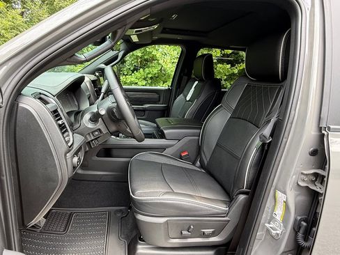 New 2026 RAM 3500 Limited AWD/4WD image 16