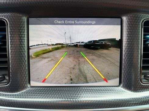 Used 2016 Dodge Charger SRT Hellcat w/ Harman/Kardon Audio Group RWD image 31