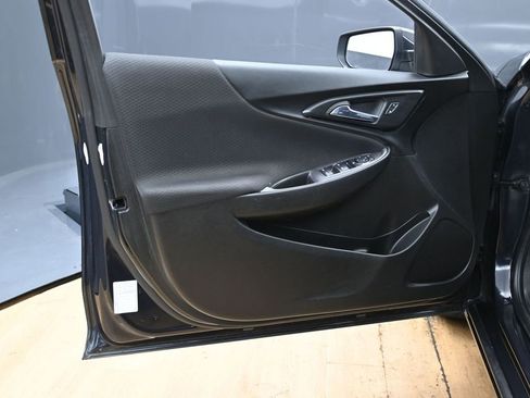 Used 2023 Chevrolet Malibu LT image 39