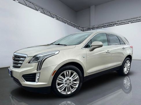 Used 2017 Cadillac XT5 Premium Luxury AWD/4WD image 28