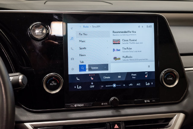 Used 2024 Lexus RX 350 FWD w/ Technology Package image 17