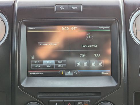 Used 2014 Ford F150 FX4 w/ Equipment Group 402A Luxury image 21