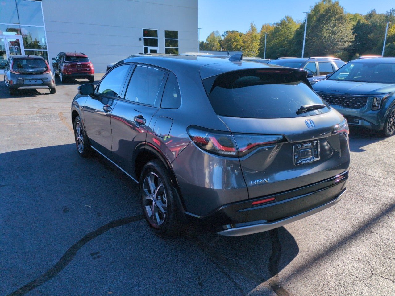 Used 2024 Honda HR-V EX-L image 7