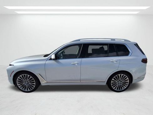 New 2027 BMW X7 xDrive40i w/ Premium Package AWD/4WD image 7