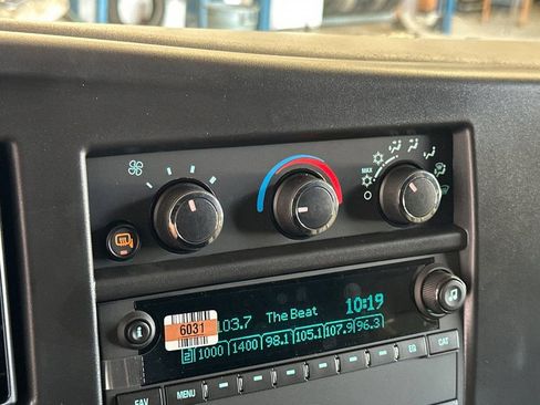 New 2026 Chevrolet Express 3500 RWD image 20