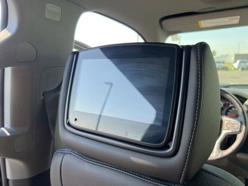 Used 2022 Chevrolet Silverado 2500 LTZ w/ LTZ Plus Package image 20