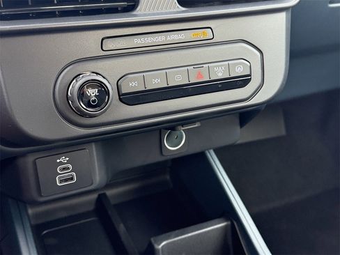 New 2026 Ford Maverick XL image 41