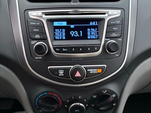 Used 2016 Hyundai Accent SE image 24