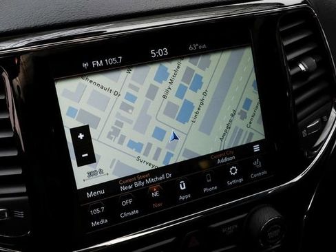 Used 2021 Jeep Grand Cherokee Limited image 21