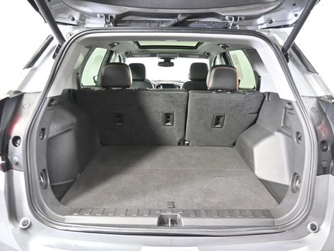 Used 2023 GMC Terrain AT4 w/ Tech Package AWD/4WD image 16