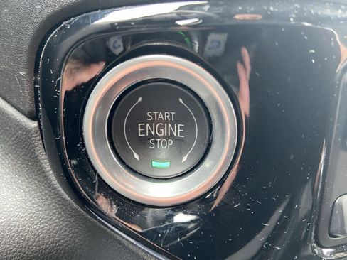 Used 2025 GMC Sierra 1500 Elevation image 51