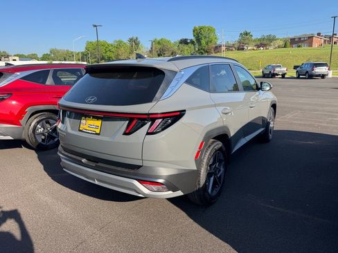 New 2026 Hyundai Tucson SEL FWD image 13