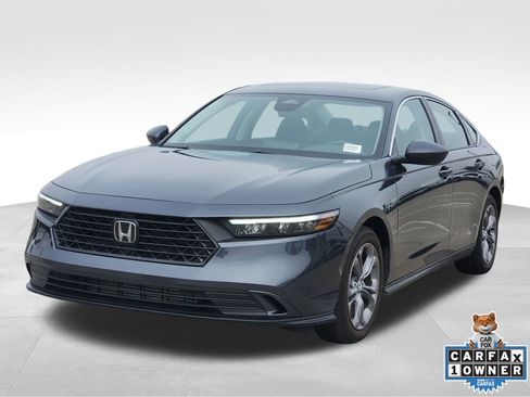Used 2024 Honda Accord EX image 3