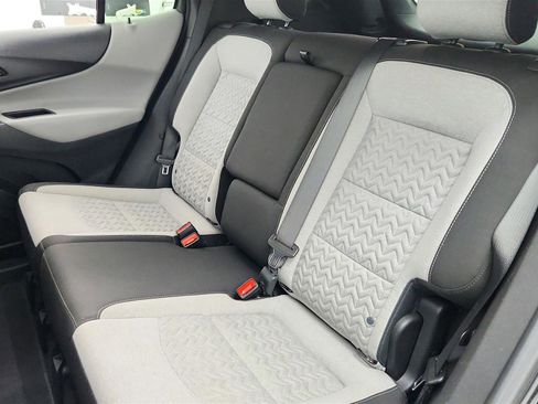 Used 2024 Chevrolet Equinox LT image 33