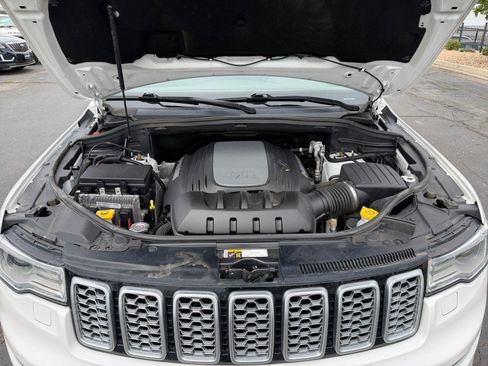 Used 2017 Jeep Grand Cherokee Summit w/ Platinum Series Group AWD/4WD image 20