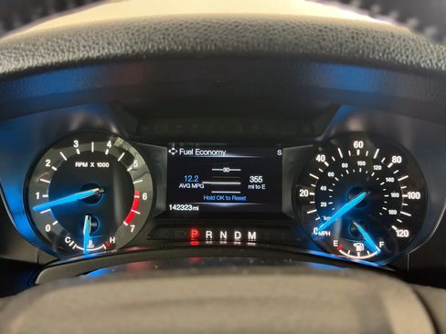 Used 2017 Ford Expedition XLT AWD/4WD image 37