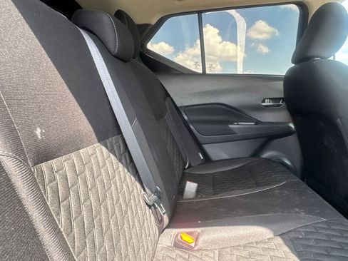 Certified 2023 Nissan Kicks SV FWD image 33