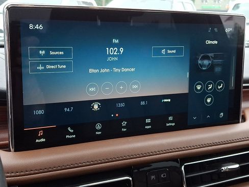 Certified 2023 Lincoln Nautilus Reserve AWD/4WD image 18