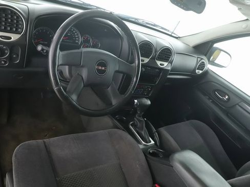 Used 2007 GMC Envoy SLE image 17