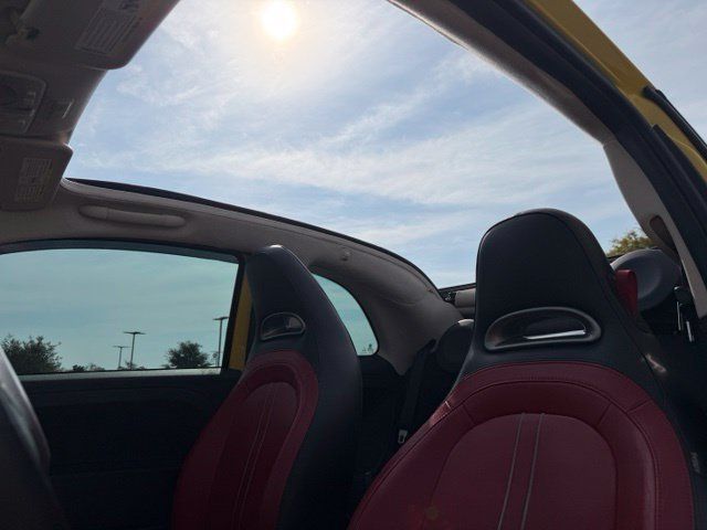 Used 2013 FIAT 500 Lounge w/ Luxury Leather Pkg FWD image 21